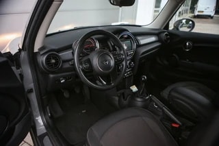 Thumbnail Mobil 3