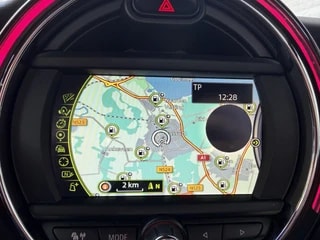 Thumbnail Mobil 6