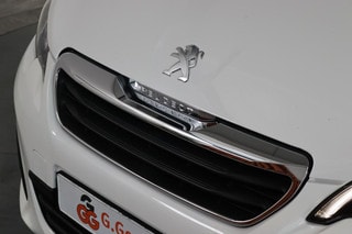 Thumbnail Mobil 10