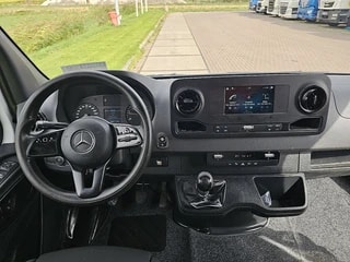 Thumbnail Mobil 8