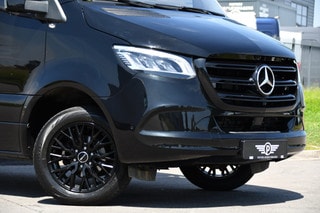 Thumbnail Mobil 6