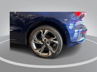 Thumbnail Mobil 10