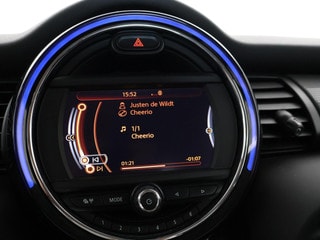 Thumbnail Mobil 6