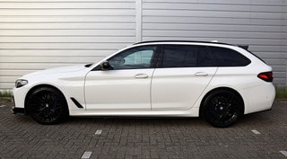Thumbnail Mobil 8