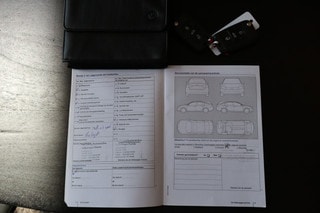 Thumbnail Mobil 4