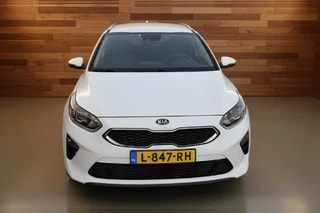 Thumbnail Mobil 7