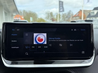 Thumbnail Mobil 8