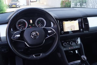 Thumbnail Mobil 9