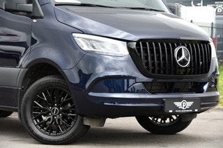 Thumbnail Mobil 10