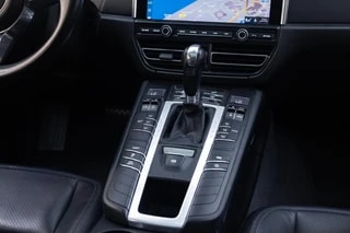 Thumbnail Mobil 8