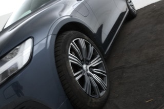 Thumbnail Mobil 6
