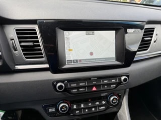 Thumbnail Mobil 9