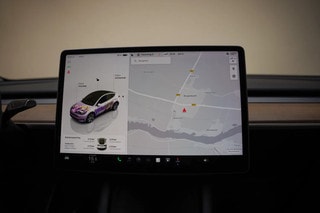 Thumbnail Mobil 8