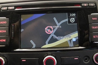 Thumbnail Mobil 4