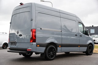 Thumbnail Mobil 6