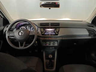 Thumbnail Mobil 6