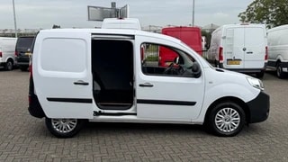 Thumbnail Mobil 5
