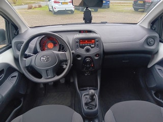 Thumbnail Mobil 2