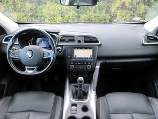Thumbnail Mobil 2