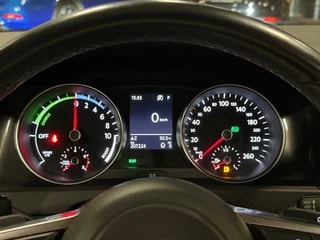 Thumbnail Mobil 10