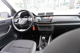 Thumbnail Mobil 5