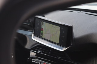 Thumbnail Mobil 6