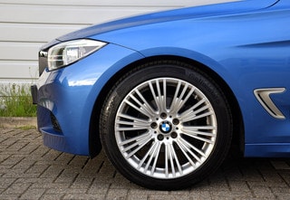 Thumbnail Mobil 8
