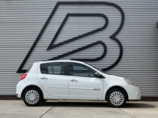 Thumbnail Mobil 5