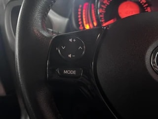 Thumbnail Mobil 8