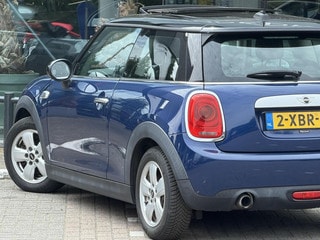 Thumbnail Mobil 9