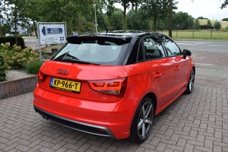 Thumbnail Mobil 4