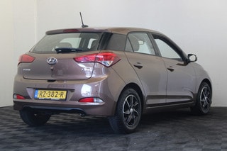 Thumbnail Mobil 9