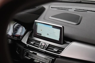 Thumbnail Mobil 3