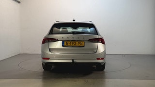 Thumbnail Mobil 10