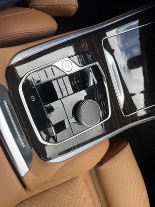 Thumbnail Mobil 10
