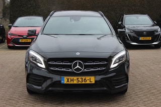 Thumbnail Mobil 8