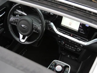 Thumbnail Mobil 8