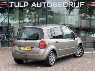 Thumbnail Mobil 10