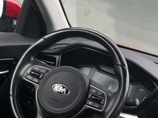 Thumbnail Mobil 9