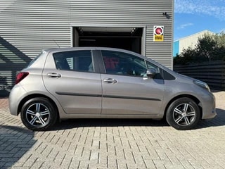 Thumbnail Mobil 5