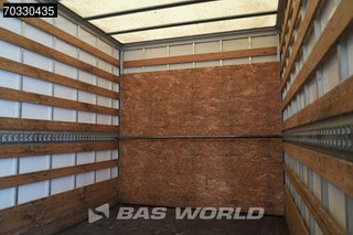 Thumbnail Mobil 8
