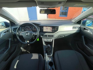 Thumbnail Mobil 6