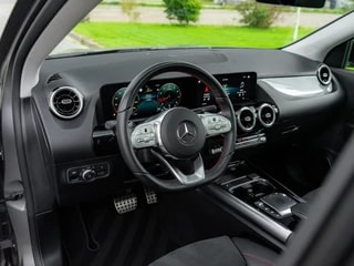 Thumbnail Mobil 3