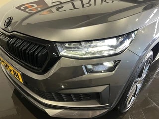Thumbnail Mobil 8