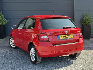 Thumbnail Mobil 4