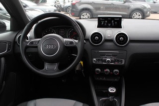 Thumbnail Mobil 9