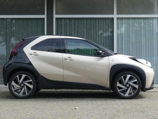 Thumbnail Mobil 8