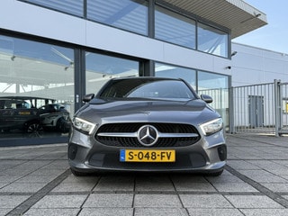 Thumbnail Mobil 8