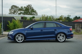 Thumbnail Mobil 4