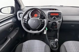 Thumbnail Mobil 8